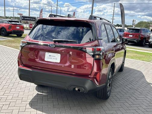 2025 Subaru Forester Premium
