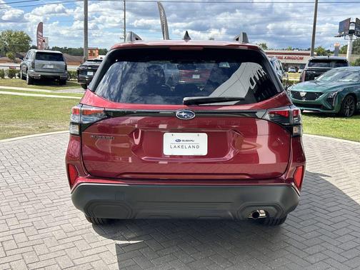 2025 Subaru Forester Premium