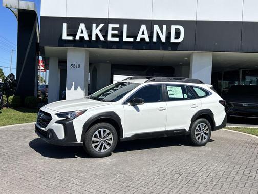 2025 Subaru Outback Base