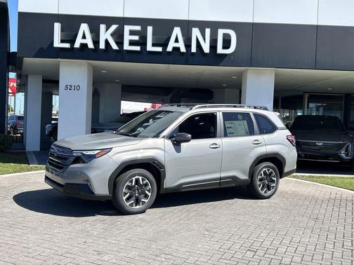 2025 Subaru Forester Premium