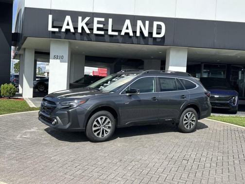 2025 Subaru Outback Premium