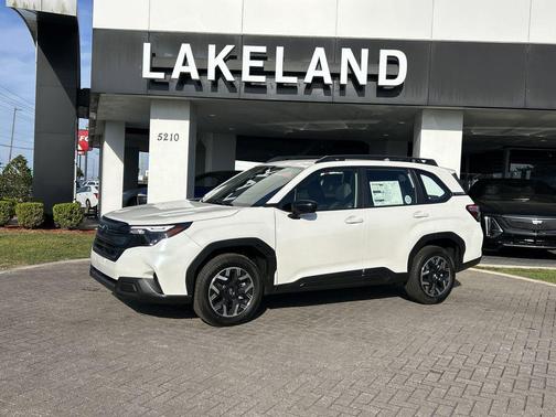 2025 Subaru Forester Base