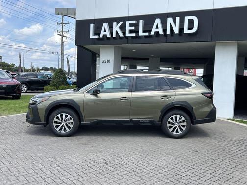 2025 Subaru Outback Premium