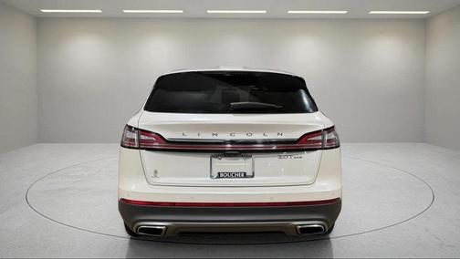 2019 Lincoln Nautilus Reserve