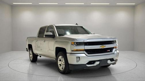 Silver Ice Metallic 2018 Chevrolet Silverado 1500 2LT