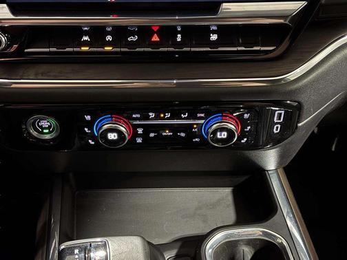 Summit White 2022 GMC Sierra 1500 SLT