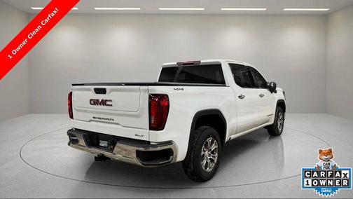 Summit White 2022 GMC Sierra 1500 SLT