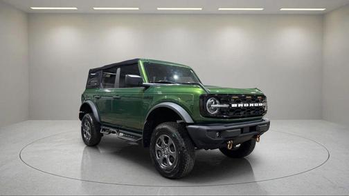ERUPTION GREEN METALLIC 2022 Ford Bronco Big Bend