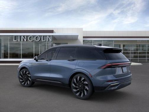 2025 Lincoln Nautilus Reserve