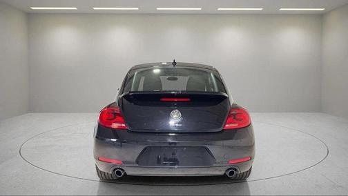 2012 Volkswagen Beetle Base