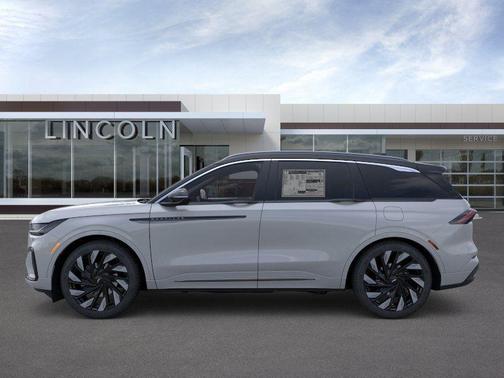 GRAY MATTER MET CC 2026 Lincoln Nautilus Black Label