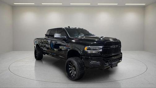 Diamond Black Crystal Pearlcoat 2022 RAM 2500 Laramie Mega Cab 4x4 6'4' Box