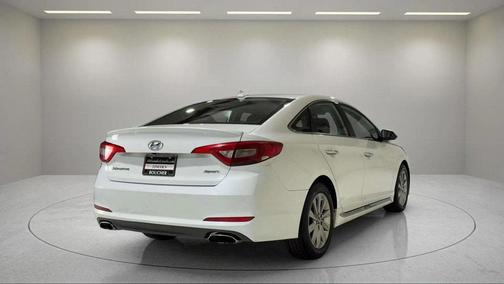 2016 Hyundai SONATA Sport