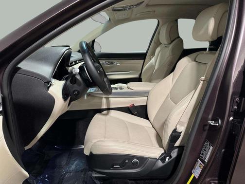 2023 Genesis GV70 2.5T AWD