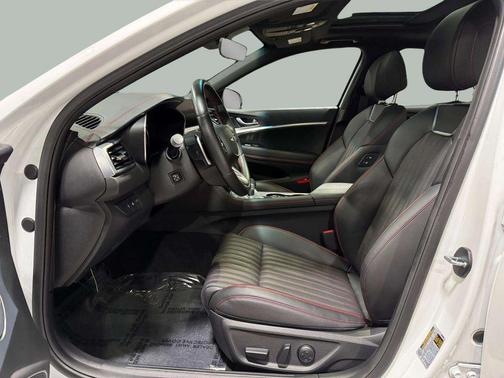 Alta White 2024 Genesis G70 2.5T AWD