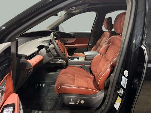 2025 Lincoln Nautilus Black Label