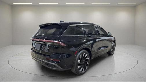 2025 Lincoln Nautilus Black Label