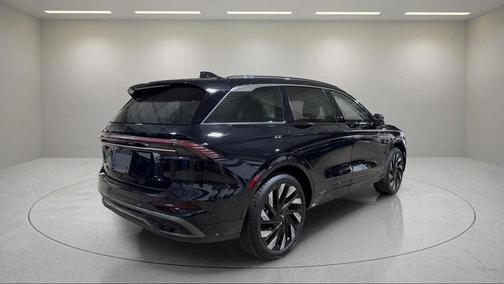 2025 Lincoln Nautilus Black Label