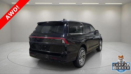INFINITE BLACK MET CC 2025 Lincoln Navigator Reserve