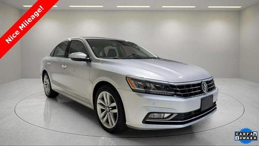 2017 Volkswagen Passat 1.8T SE w/Technology