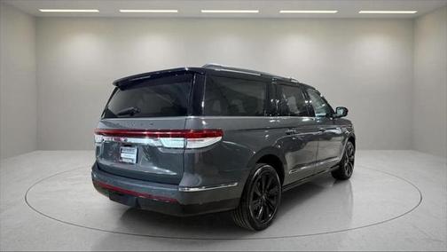 2022 Lincoln Navigator Black Label