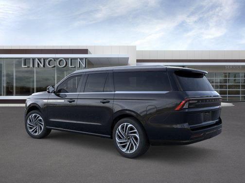INFINITE BLACK MET CC 2025 Lincoln Navigator Reserve