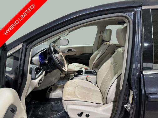 Maximum Steel Metallic Clearcoat 2019 Chrysler Pacifica Hybrid Limited
