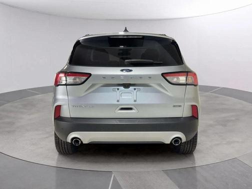 2021 Ford Escape Titanium