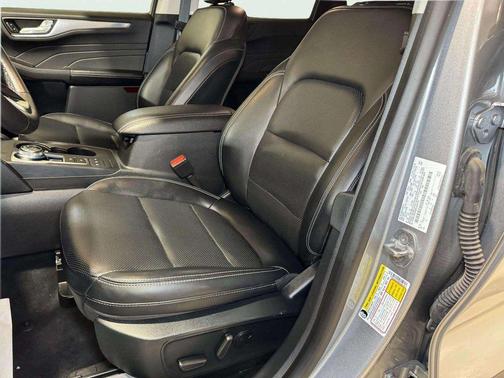 2021 Ford Escape Titanium