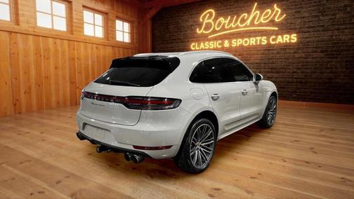 2020 Porsche Macan Turbo