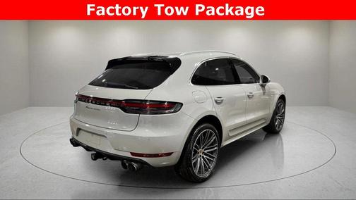 2020 Porsche Macan Turbo