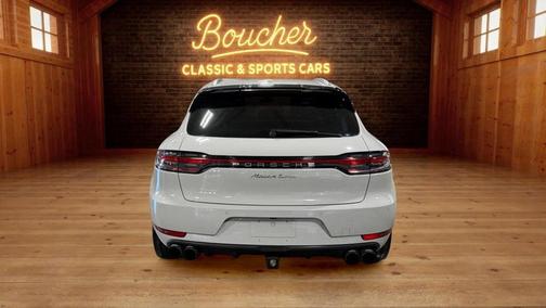 2020 Porsche Macan Turbo