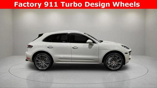 2020 Porsche Macan Turbo