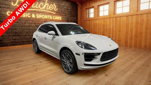 2020 Porsche Macan Turbo