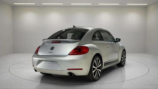 2012 Volkswagen Beetle Base
