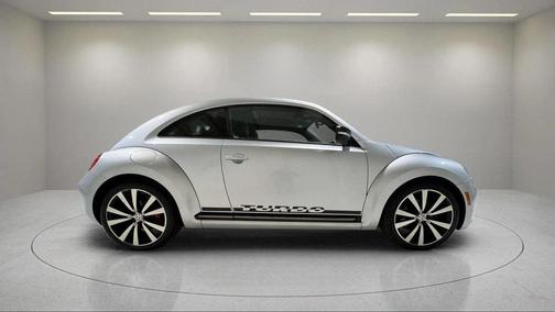 2012 Volkswagen Beetle Base