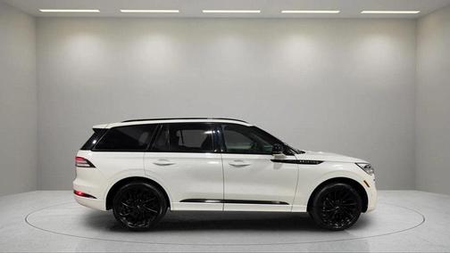 2022 Lincoln Aviator Reserve AWD