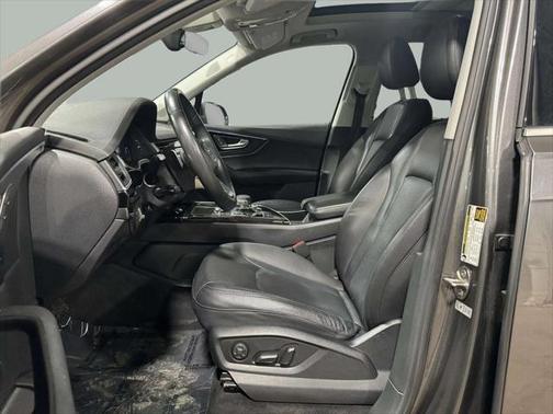 2019 Audi Q7 55 Premium Plus