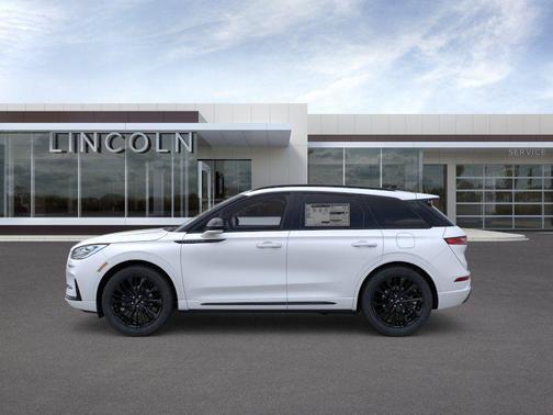 PRISTINE WHITE MET 3C 2026 Lincoln Corsair Reserve