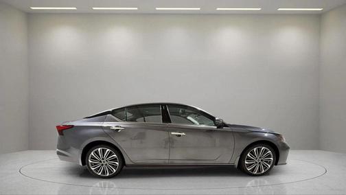2024 Nissan Altima 2.5 SL