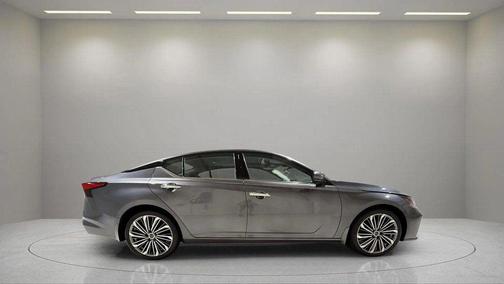 2024 Nissan Altima 2.5 SL