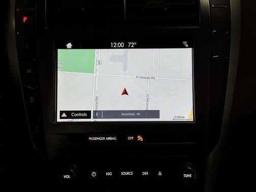 WHITE PLATINUM MET TRI-COAT 2017 Lincoln MKZ Base