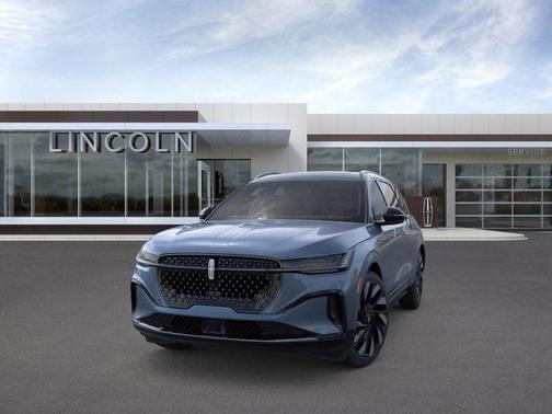 2025 Lincoln Nautilus Reserve