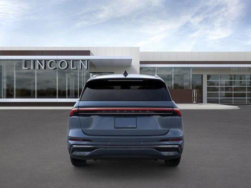 2025 Lincoln Nautilus Reserve