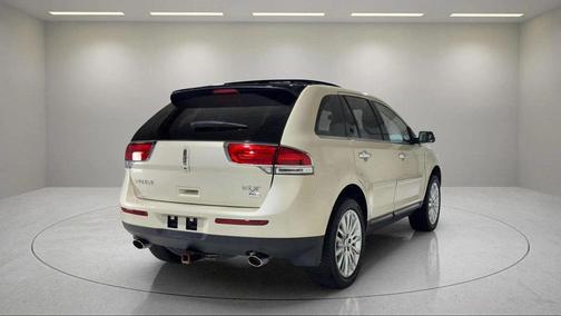 2014 Lincoln MKX Base