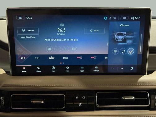 2022 Lincoln Nautilus Standard