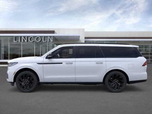 2025 Lincoln Navigator Reserve