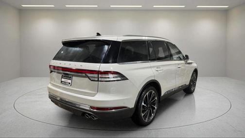 CERAMIC PEARL MET 3C 2023 Lincoln Aviator Reserve AWD