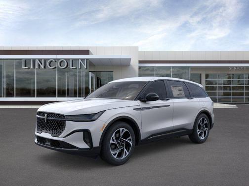 SILVER RADIANCE MET CC 2026 Lincoln Nautilus Premiere