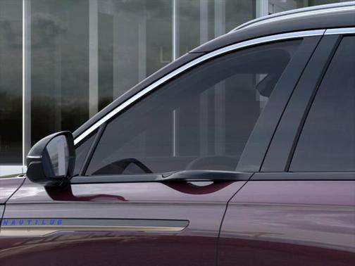 2025 Lincoln Nautilus Black Label